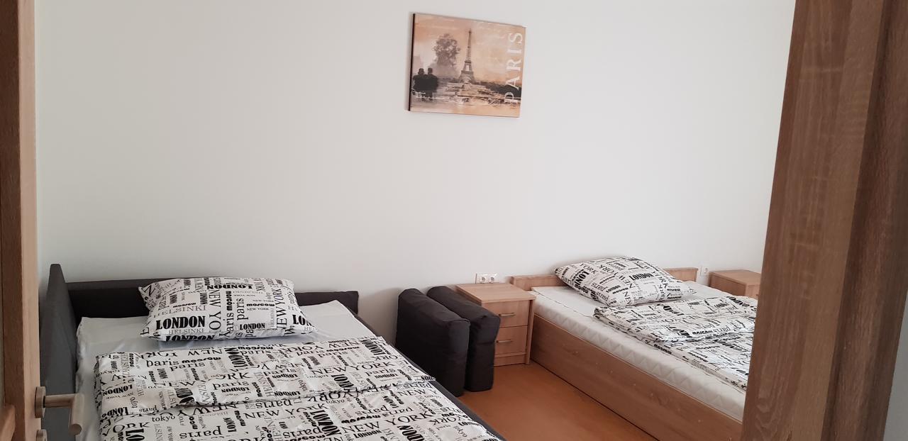 Veszprem Kucko Apartment Bagian luar foto
